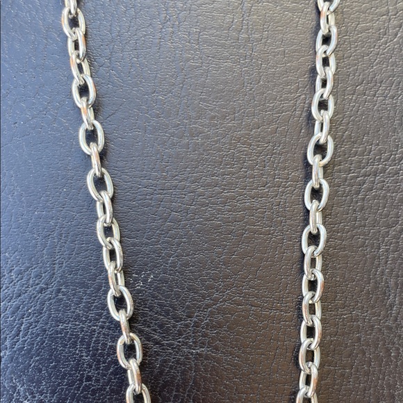 Silver Skeleton Key and Heart Pendant LONG Necklace preloved Y2K - Picture 3 of 6